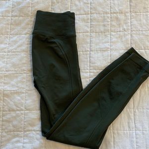 Lululemon Ebb to street leggings (olive green)